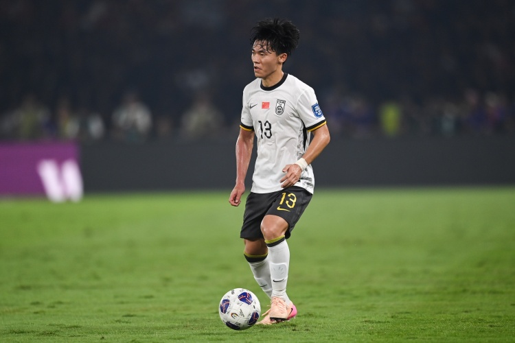 开云体育-备战U23亚洲杯！官方：国足U22补招成都蓉城后卫胡荷韬